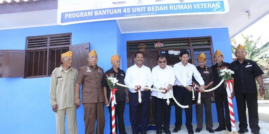 HUT RI, PGN renovasi 45 rumah veteran di Lampung