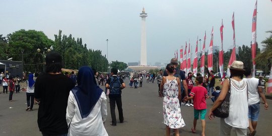 HUT RI-72, Monas ramai dipadati pengunjung