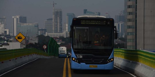 379.626 Penumpang gunakan layanan gratis Transjakarta pada 17 Agustus 2017