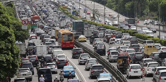 Sistem ganjil genap di ruas tol Jakarta-Cikampek belum pasti berlaku