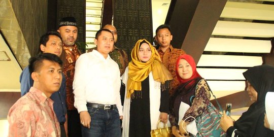 Sejumlah warga Bekasi stres jadi korban First Travel