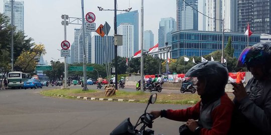Larangan motor di Sudirman dan Kuningan dianggap tak kurangi kemacetan