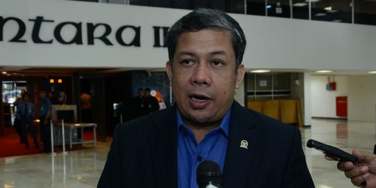 Fahri Hamzah usul Pansus angket KPK panggil Presiden Jokowi