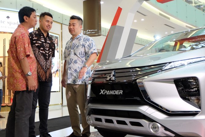 mitsubishi xpander di surabaya