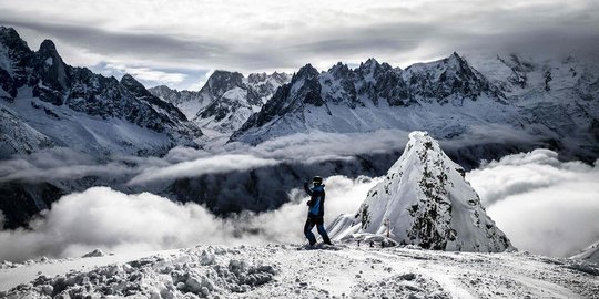 Es di Mont Blanc makin menyusut, jasad pendaki ditemukan lagi