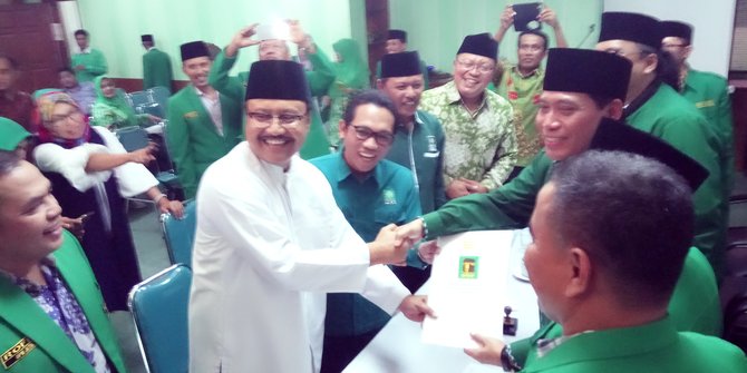 Wajib bayar Rp 35 juta, Gus Ipul ambil formulir pilgub Jatim di PPP