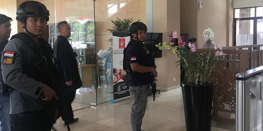 Polisi kantongi identitas perusak kaca gedung Balai Kota Tangsel