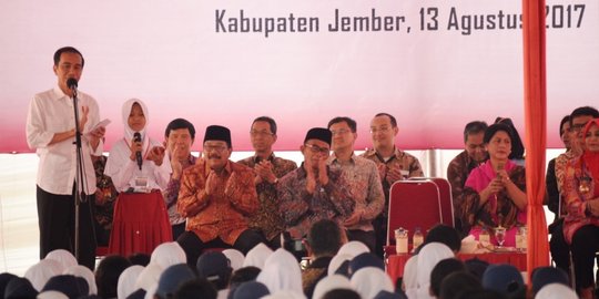 Jokowi hadiri pameran foto pembangunan infrastruktur di Monas