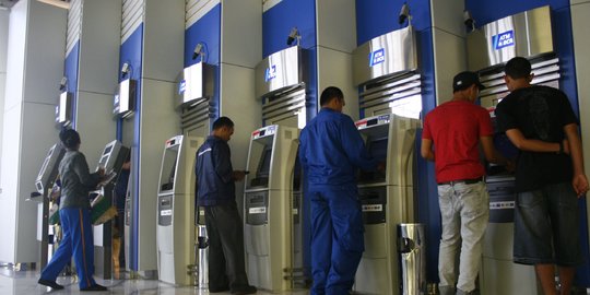 Bos BCA: Dari 17.210 ATM, 5.700 kena imbas gangguan satelit Telkom