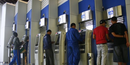 BCA gelontorkan Rp 70 miliar perbaiki ATM yang alami gangguan