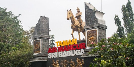 Sambut pagi penuh cinta dengan kemegahan Taman Sri Baduga Purwakarta
