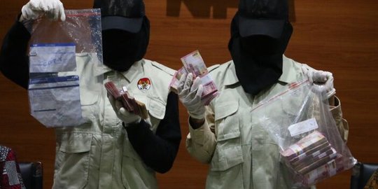 Ini gepokan uang senilai Rp 300 juta hasil OTT Wali Kota Tegal