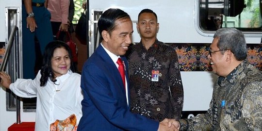 Selain salat Idul Adha, ini alasan Jokowi naik kereta ke Sukabumi