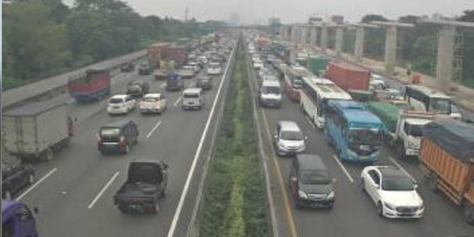 Libur Idul Adha 66000 Mobil Tinggalkan Jakarta Merdekacom