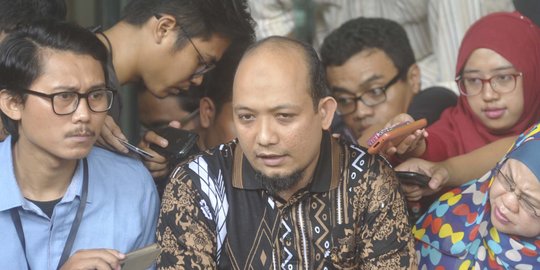 Novel Baswedan, dipuji dan dicaci