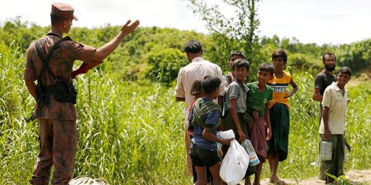 Mantan Menperin kecam pembantaian Rohingya yang dinilai sangat kejam