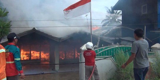 Kasus 7 sekolah dibakar, ruangan politisi Gerindra digeledah polisi