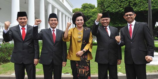 Rapat dengan KPK ditunda, Komisi 3 penasaran soal komisioner ke-6