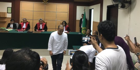 Iwa K jalani sidang perdana kasus narkoba di PN Tangerang