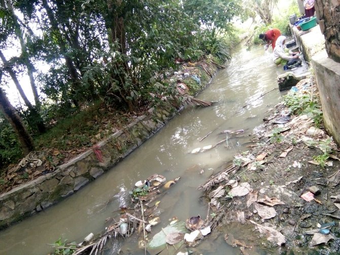 warga serang gunakan air irigasi
