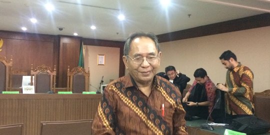 Divonis 4 tahun penjara, Charles Jones Mesang terima putusan majelis hakim