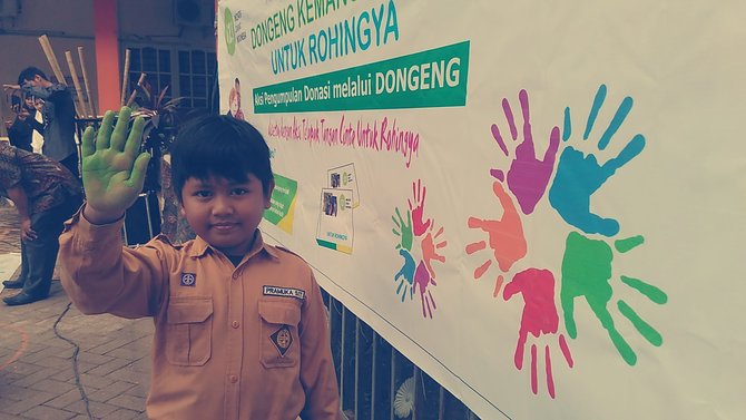 murid sd di makassar aksi solidaritas rohingya