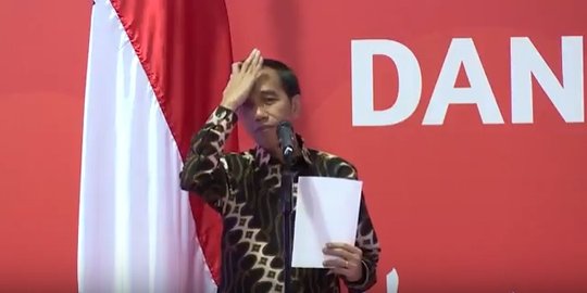 Di depan para notaris, Jokowi sebut perizinan di Indonesia begitu panjang & sulit