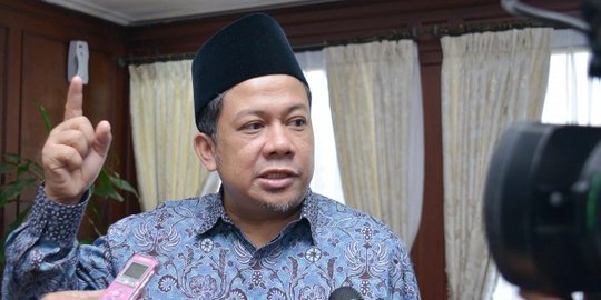 Fahri Hamzah minta Pansus tetap panggil KPK tanpa tunggu putusan MK