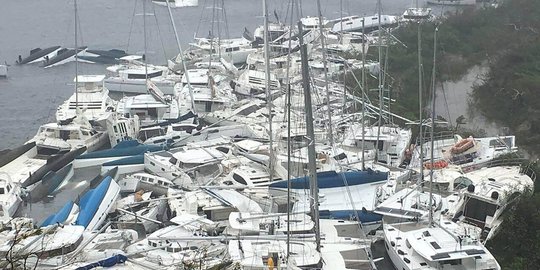 Badai Irma mengarah ke Florida, lima juta warga diminta segera evakuasi
