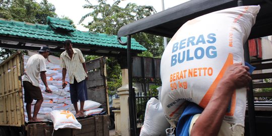 Bulog kunci sukses penyaluran raskin lewat kartu
