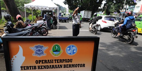 Sebanyak 2,3 juta kendaraan di Banten menunggak pajak