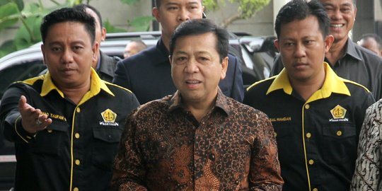 'Ada upaya loloskan Setya Novanto dan bubarkan KPK'