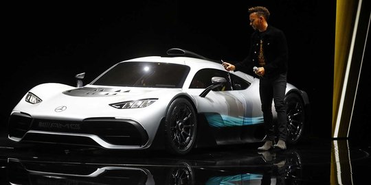Garangnya Mercedes AMG Project One bermesin F1