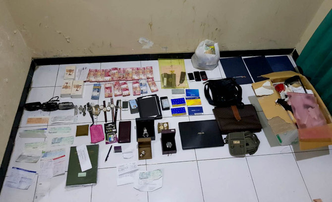 pelaku pembunuhan pasutri di benhil