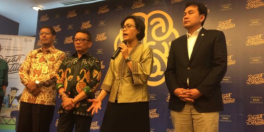 Menkeu Sri Mulyani kumpulkan pegiat seni bahas pajak, Tere Liye absen