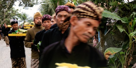 Baru rayakan Idul Adha, warga adat Bonokeling kumpul di Desa Pekuncen Banyumas