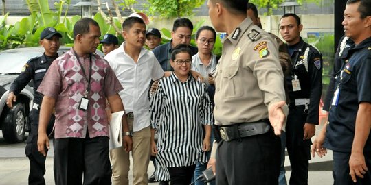 Miryam pernah datang ke ruangan eks sekjen Kemendagri cari Irman