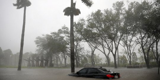 Ratusan narapidana kabur usai Badai Irma kembali ditangkap