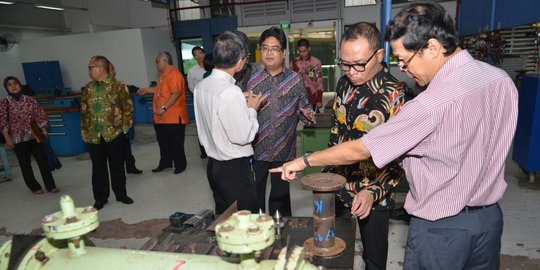 Belajar dari keberhasilan pelatihan vokasi Singapura