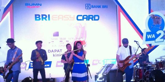 Serunya shopping race di acara peluncuran BRI Easy Card