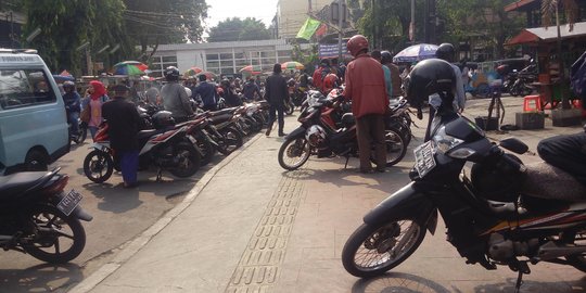 Ojek pangkalan: Nanti pindah kalau ada Satpol PP