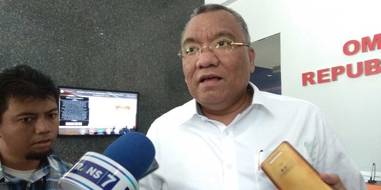 Diduga berpihak ke pengusaha soal isi ulang e-money, bos BI dilaporkan ke ombudsman