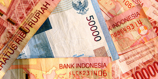 Rupiah bergerak melemah ke level Rp 13.266 per USD