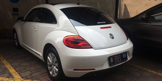 VW Beetle milik eks kepala Bappebti dilelang KPK mulai Rp 