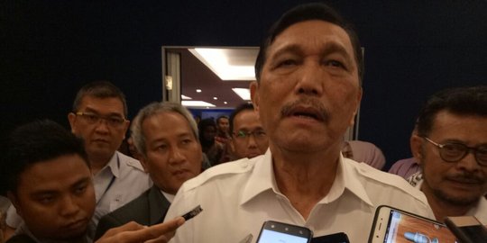 Luhut soal isu kebangkitan PKI: Jangan terlalu heboh, kayak mau perang dunia aja