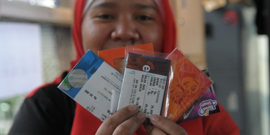 Di Indonesia diminta bayar, bagaimana isi ulang e-money di 