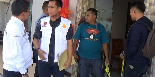 Kepala Pelni Kupang terkena OTT tim Saber Pungli di Pelabuhan Tenau