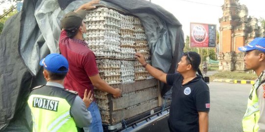 Pengiriman 30 ribu telur bebek ilegal dari Jawa digagalkan di Pelabuhan Gilimanuk