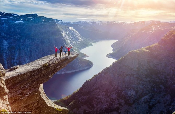 trolltunga