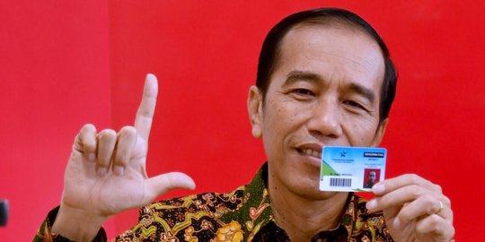 Jokowi: Mentang-mentang jadi presiden gak kenal tetangga, salaman gak mau